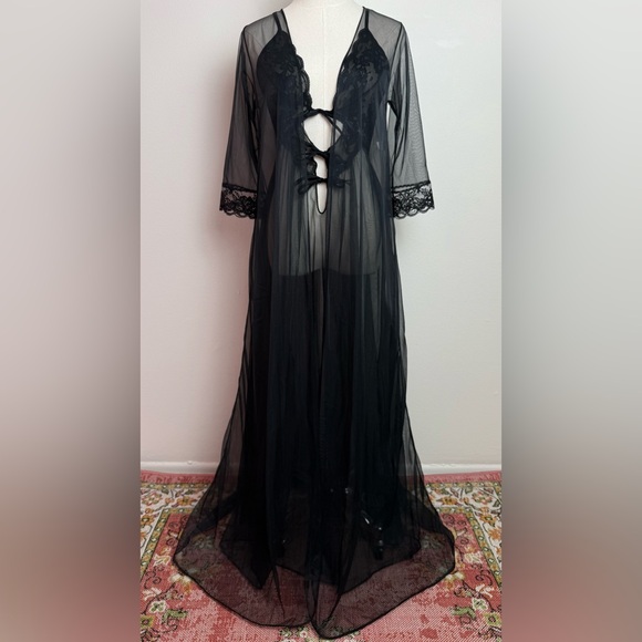 Vintage Peignoir Set Small - Picture 3 of 16